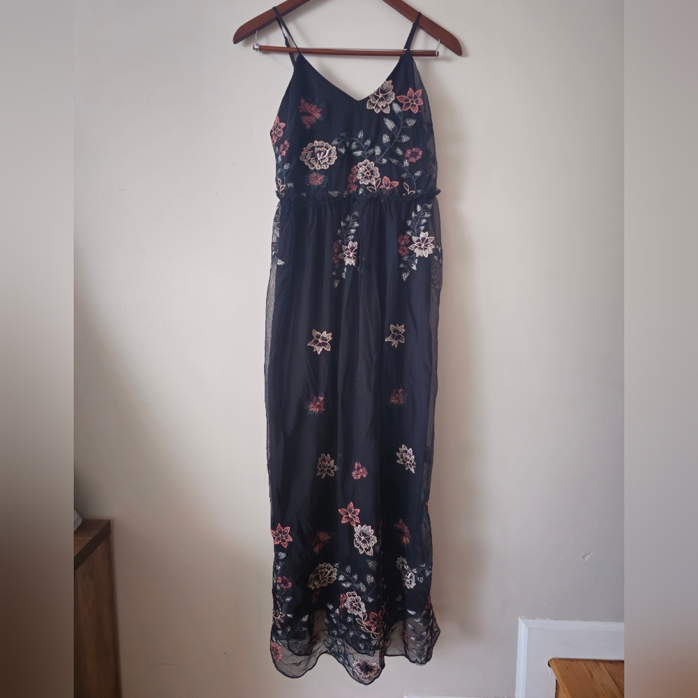 Lea & Viola Floral Mesh Maxi Dress